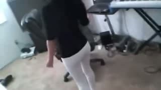 La suce la grosse queue de son ex