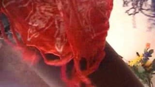 La femme de ménage aime mon chibre !