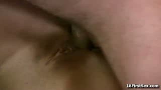 La toute première scène x d’une teen