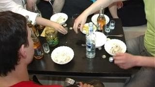 Du sexe entre jeunes après l’apéro