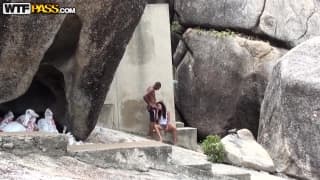 Coups de reins dans le cul d’une russe !