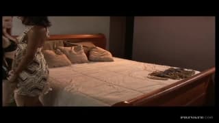 Claire Adams et Vanessa Monet sont chaudes !