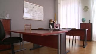 Une future médecin qui adore étudier l’anatomie